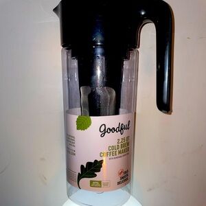 Goodful cold brew coffee maker, new